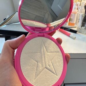 Jeffree Star Silver Glow Highlighter